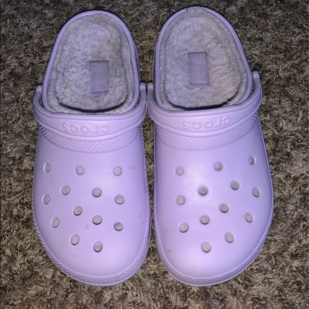 Lined crocs